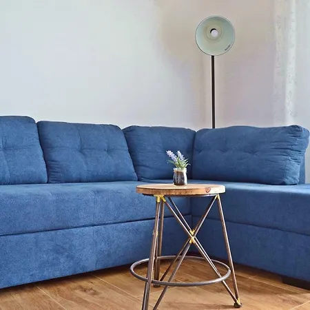 Anna With Parking Appartement