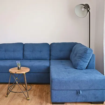 Anna With Parking Appartement