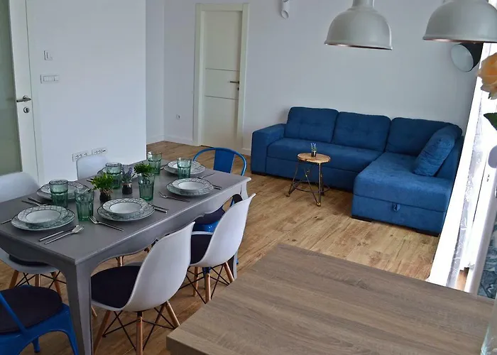 Anna With Parking Apartment Split